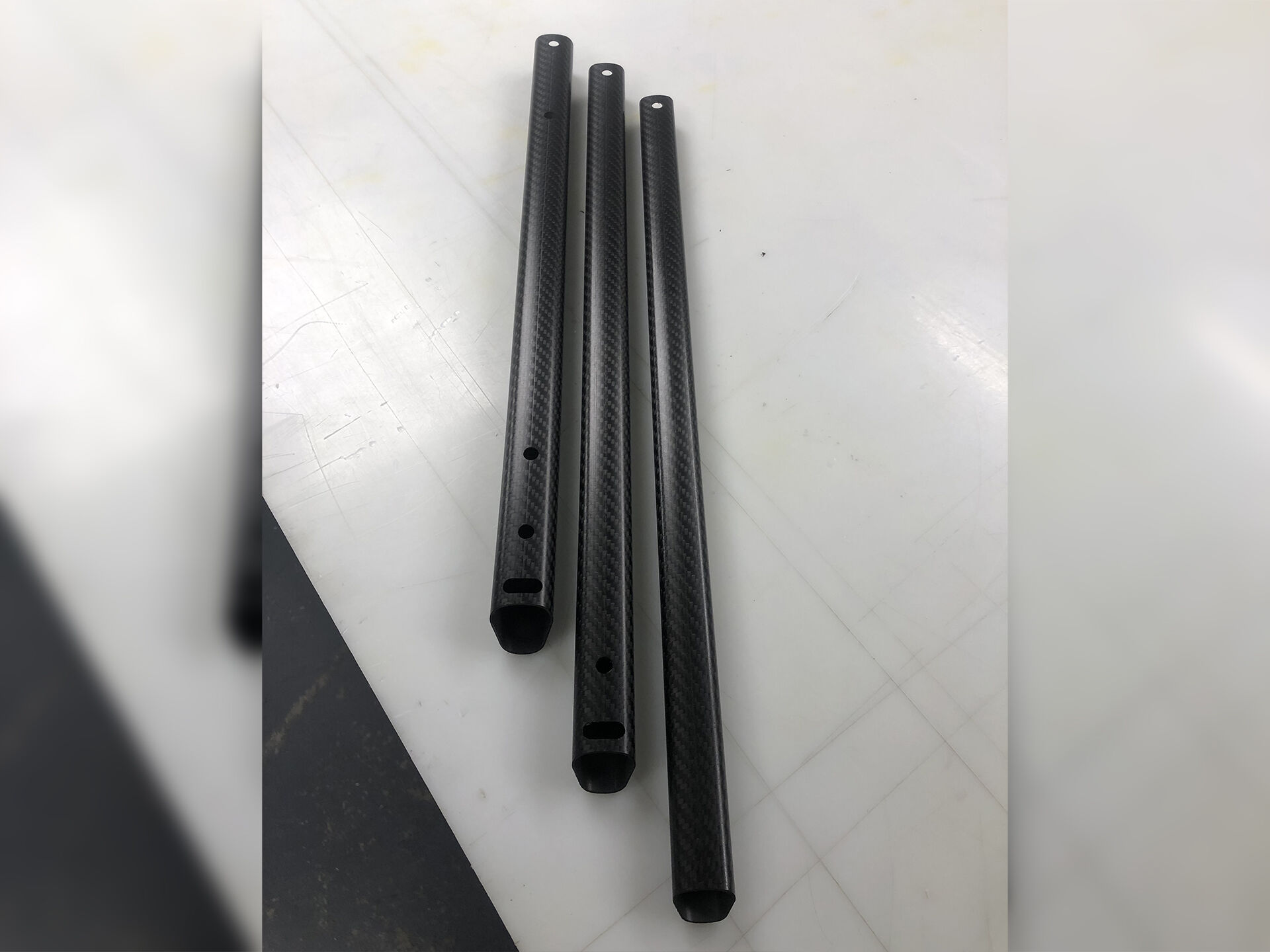 Metal detector extendable carbon fiber tubing