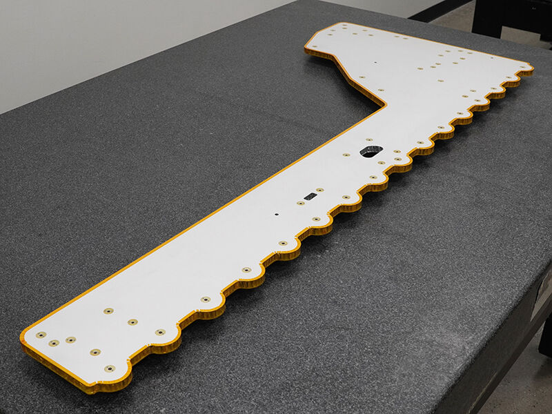 Spacecraft bus, shaped radiator panel (embedded heat pipes) Spacecraft bus, shaped radiator panel with embedded heat pipes